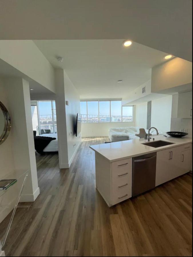 Luxury Designer Suite With Rooftop Pool, Gym San Diego Exterior foto